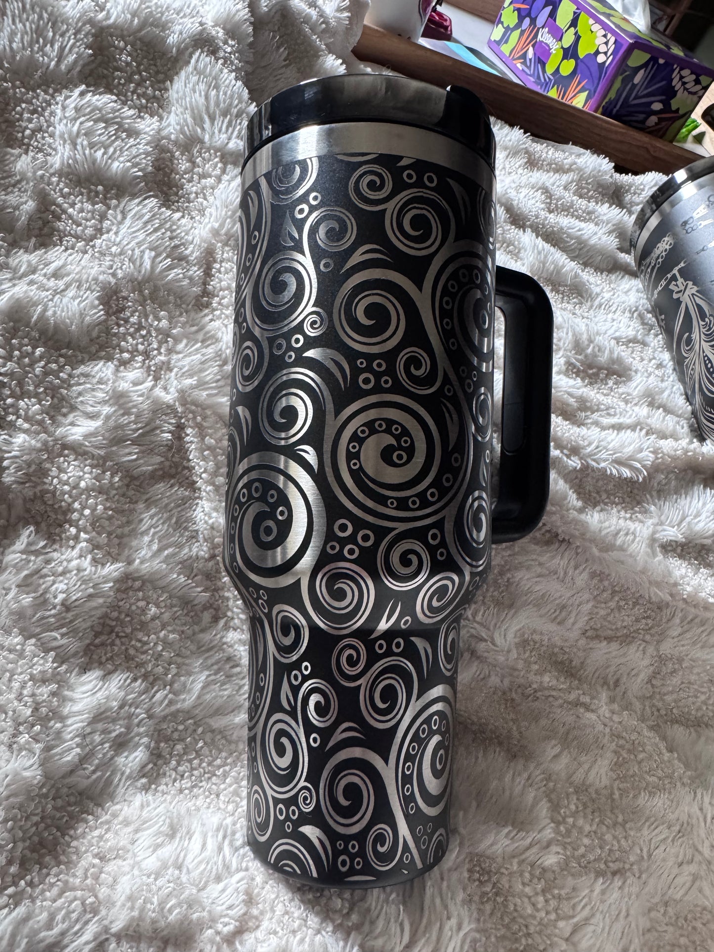 Swirls Engraved Base