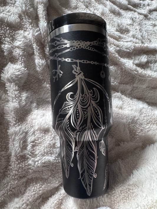 Hanging Feathers Engraved Base