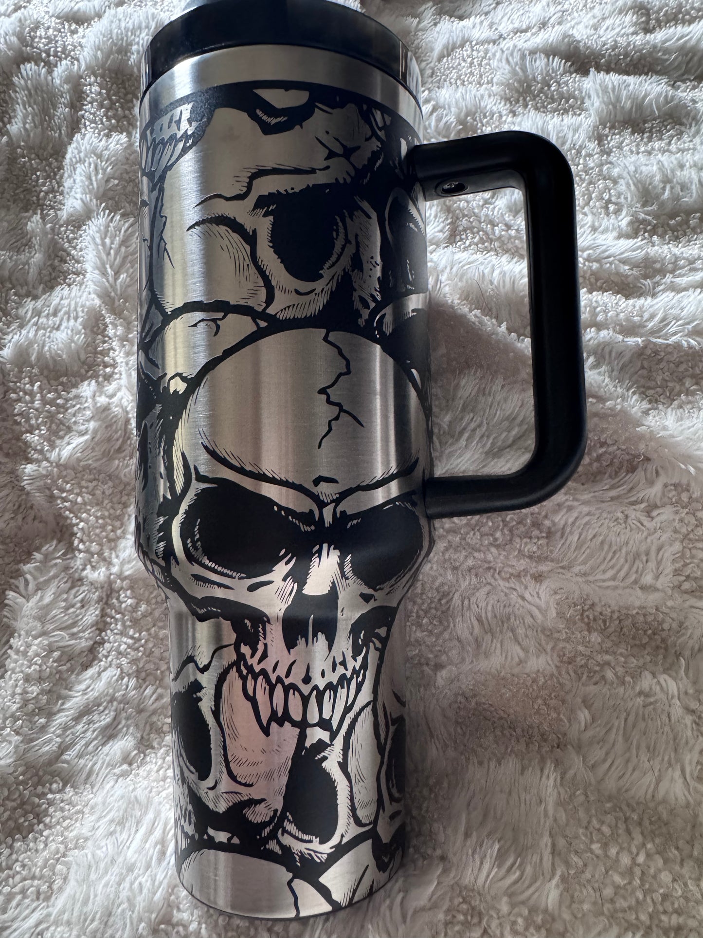 Skull Engraved Base
